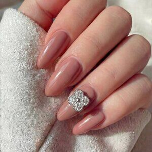 Clover nail‎ decals